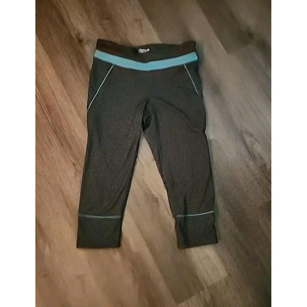 Activ8 Workout Capri Legging Womens Size Small Gray Green